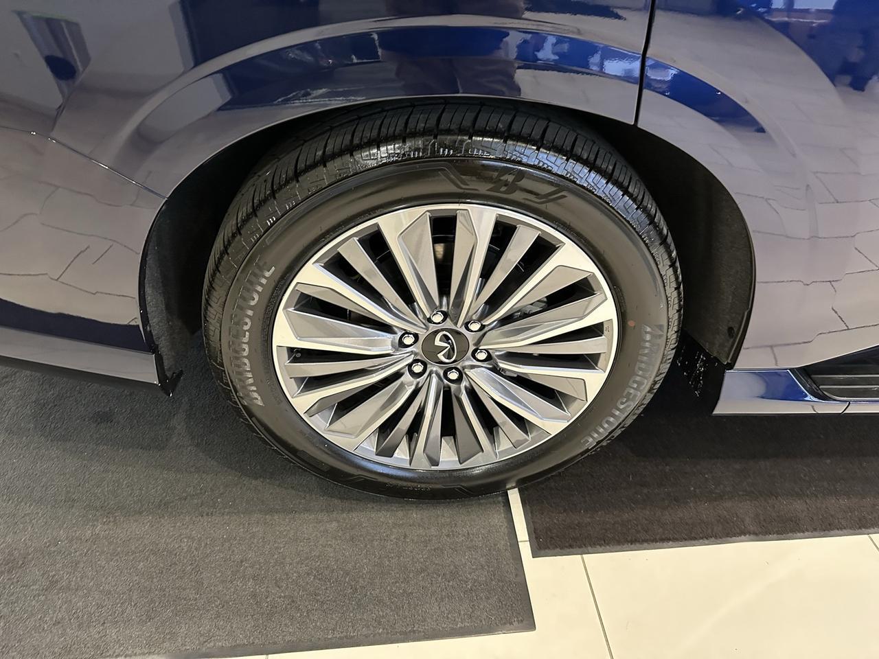 2025 INFINITI QX80 SENSORY Annapolis MD