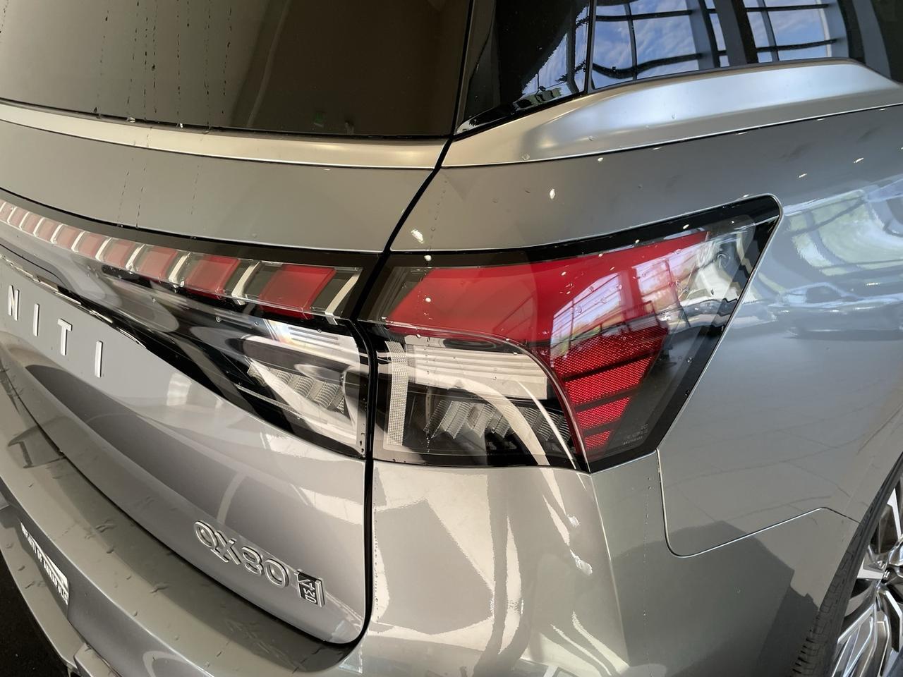 2025 INFINITI QX80 SENSORY Annapolis MD