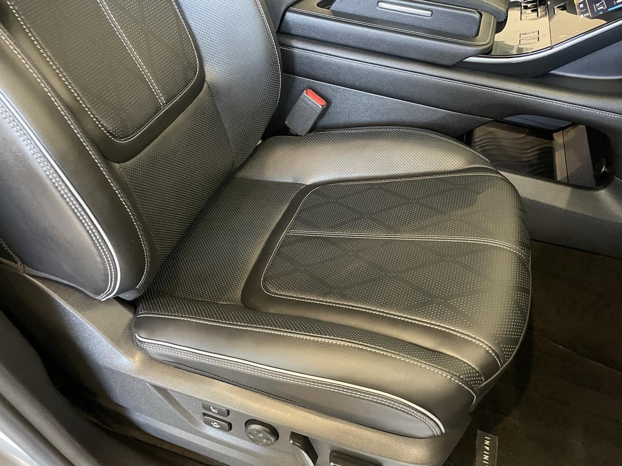 2025 INFINITI QX80 SENSORY Annapolis MD