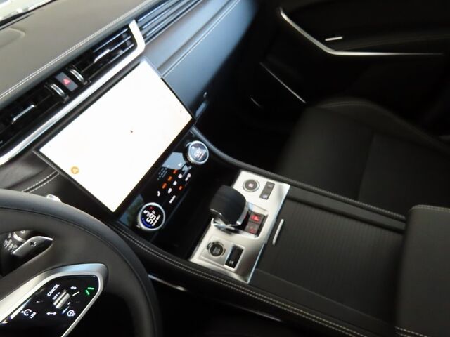 2025 Jaguar F-PACE P250 Merriam KS