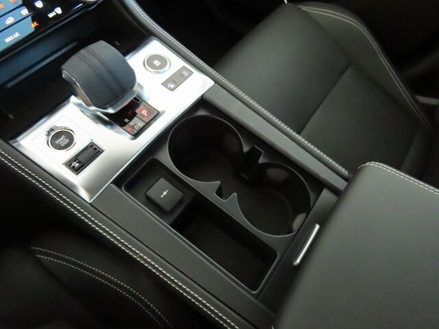 2025 Jaguar F-PACE P250 Merriam KS