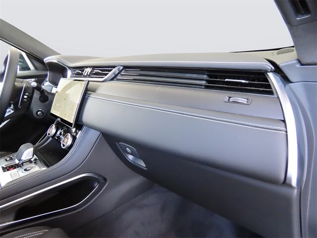 2025 Jaguar F-PACE P250 Merriam KS