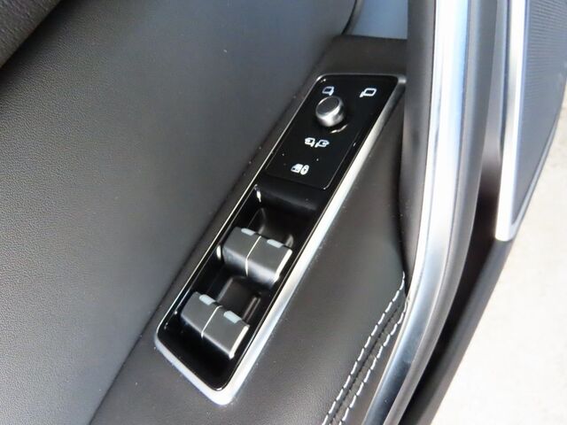 2025 Jaguar F-PACE P250 Merriam KS