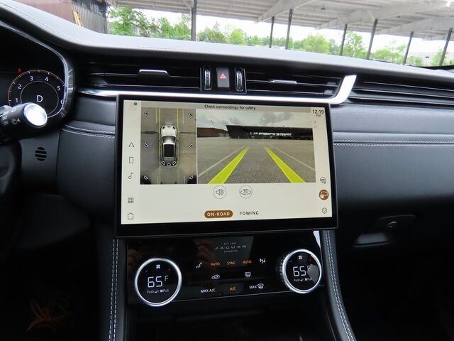2025 Jaguar F-PACE P400 R-Dynamic S Merriam KS