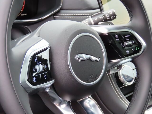 2025 Jaguar F-PACE P400 R-Dynamic S Merriam KS