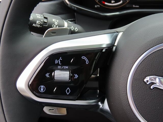 2025 Jaguar F-PACE P400 R-Dynamic S Merriam KS