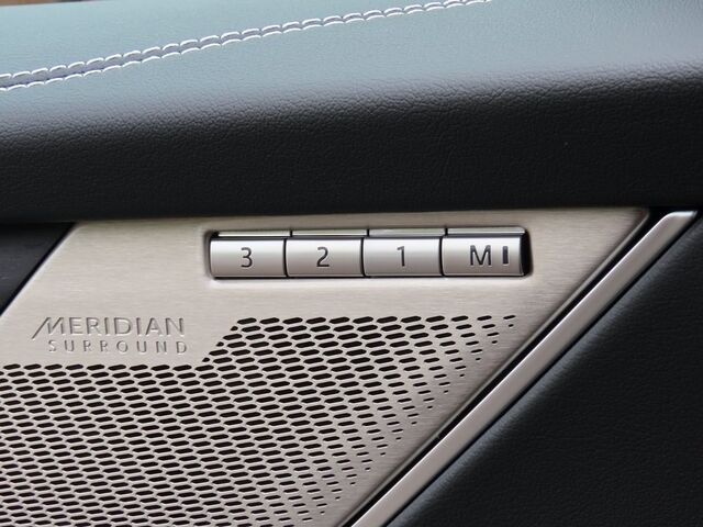 2025 Jaguar F-PACE P400 R-Dynamic S Merriam KS