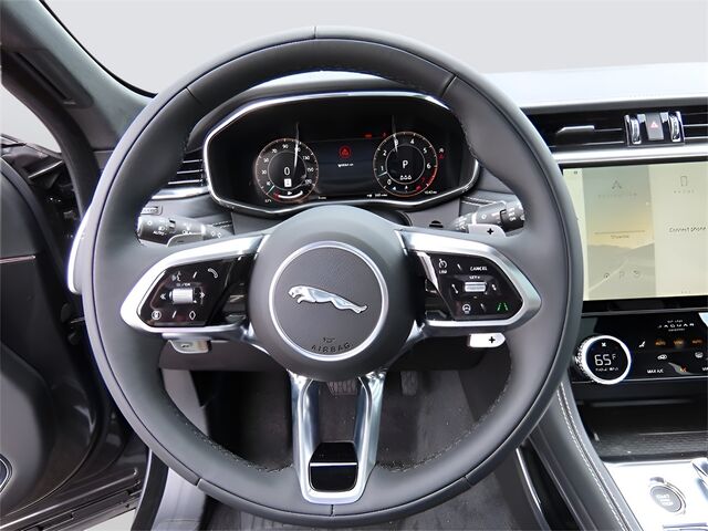 2025 Jaguar F-PACE P400 R-Dynamic S Merriam KS