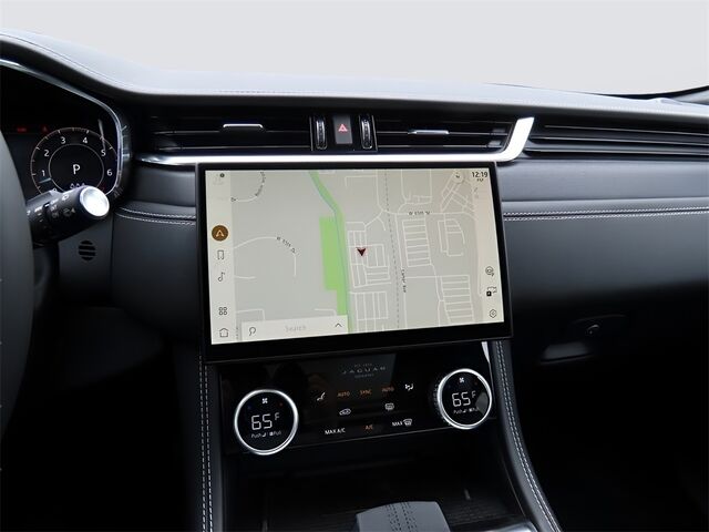 2025 Jaguar F-PACE P400 R-Dynamic S Merriam KS