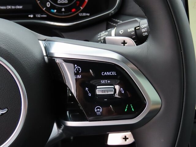 2025 Jaguar F-PACE P400 R-Dynamic S Merriam KS
