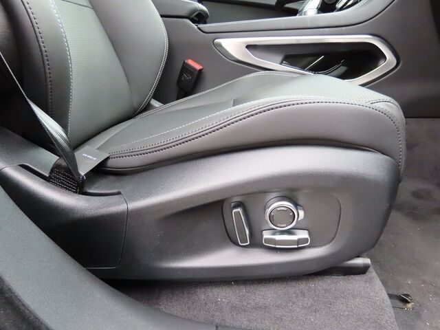 2025 Jaguar F-PACE P400 R-Dynamic S Merriam KS