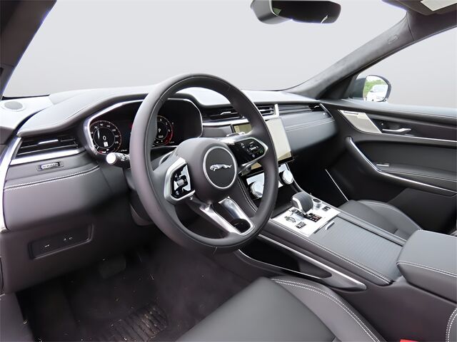 2025 Jaguar F-PACE P400 R-Dynamic S Merriam KS