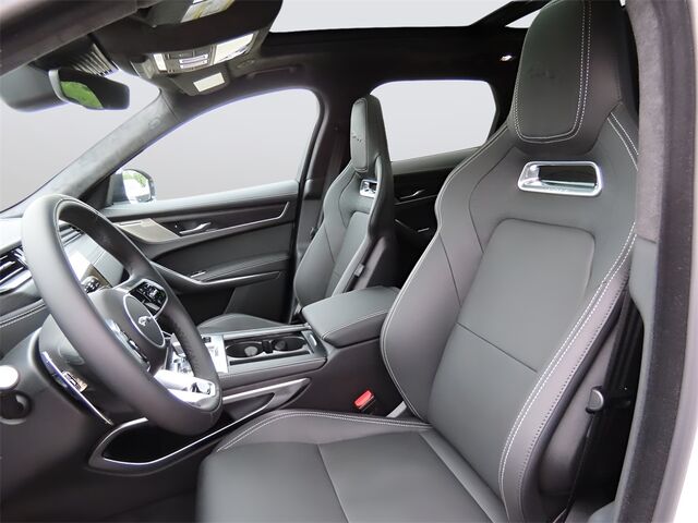 2025 Jaguar F-PACE P400 R-Dynamic S Merriam KS