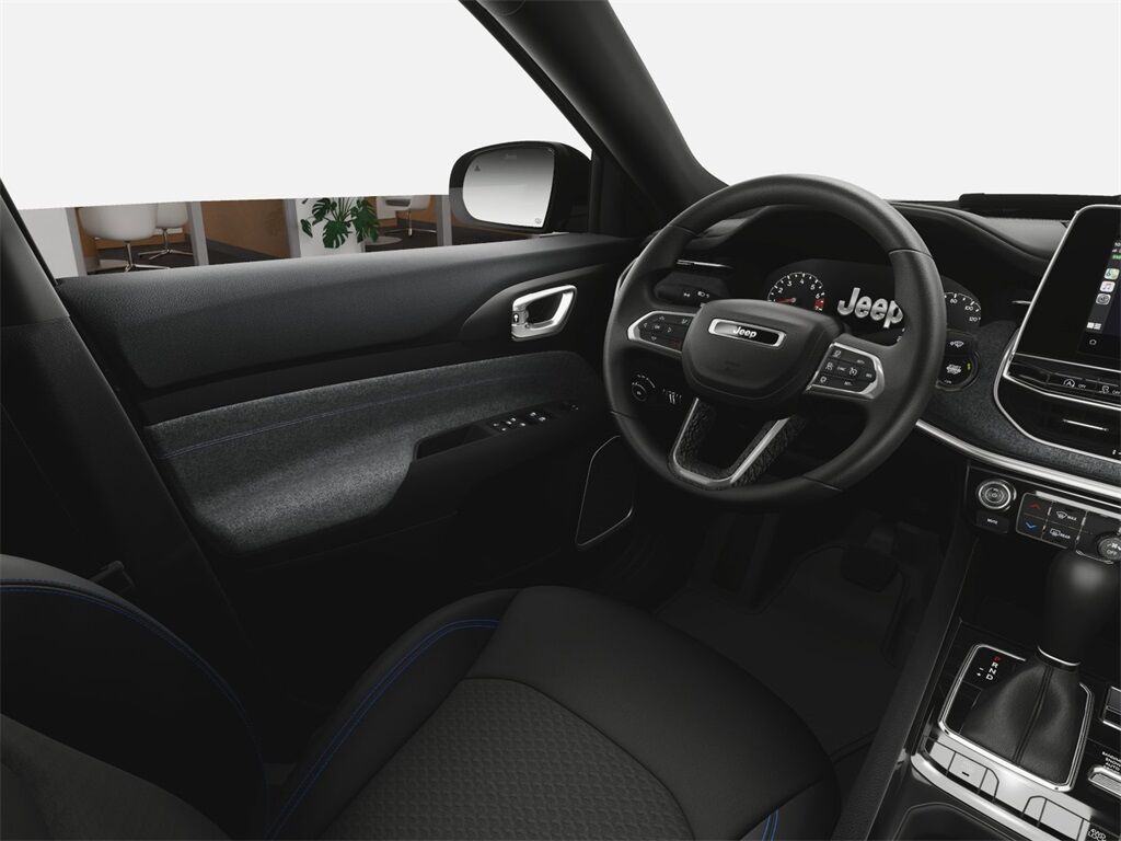 2025 Jeep Compass Latitude Kenosha WI