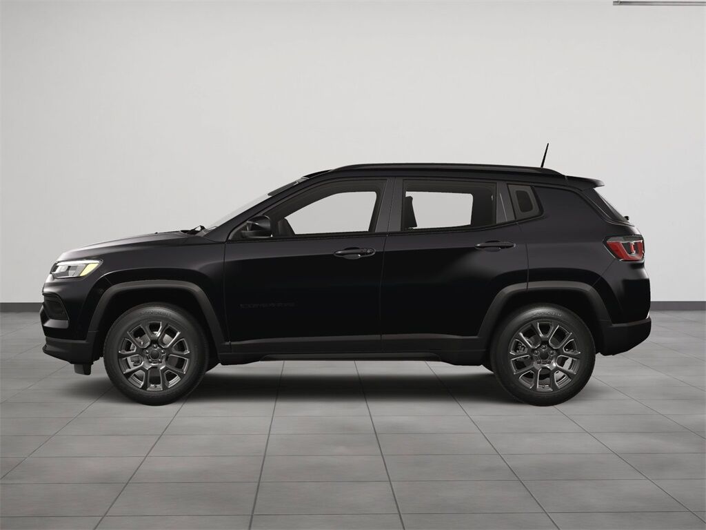 2025 Jeep Compass Latitude Kenosha WI