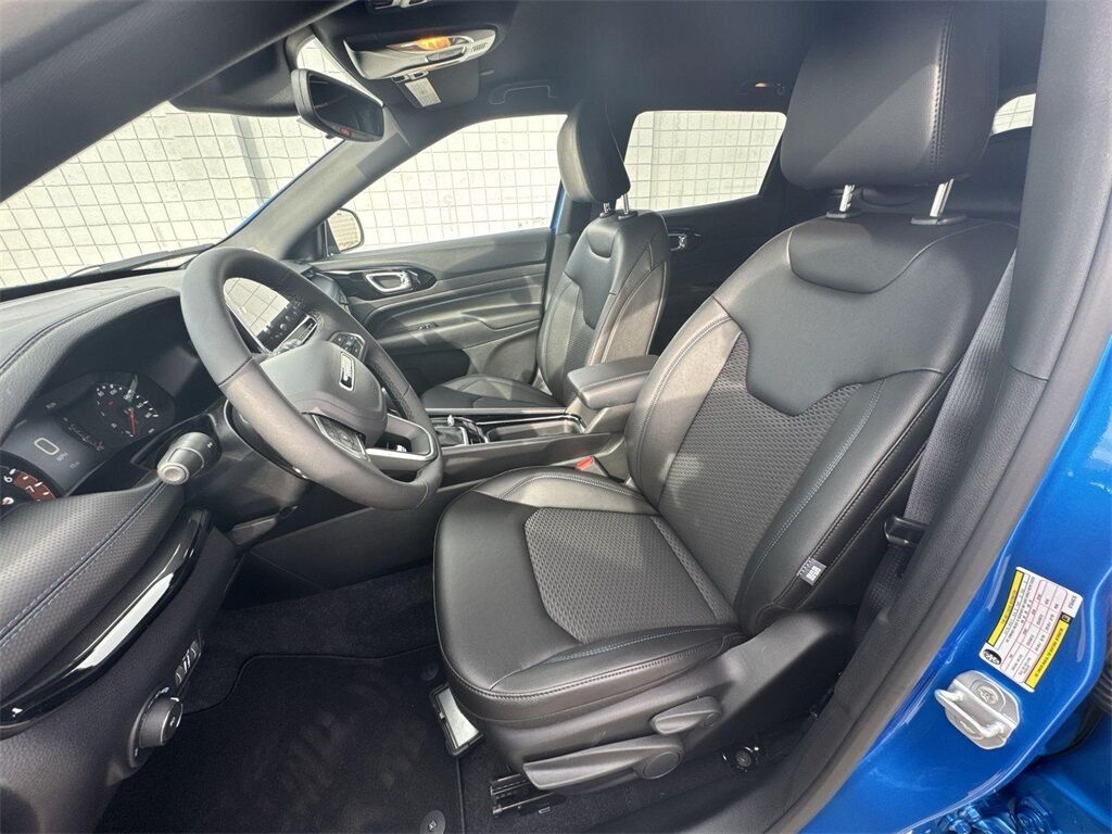 2025 Jeep Compass Latitude Quincy MA