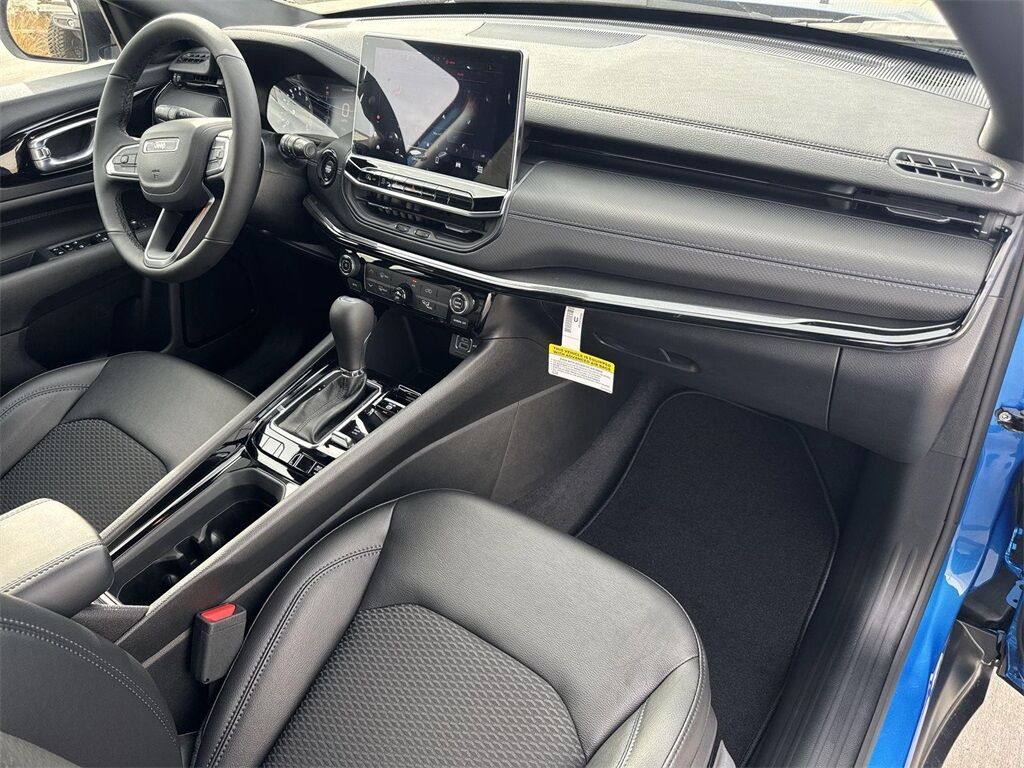 2025 Jeep Compass Latitude Quincy MA