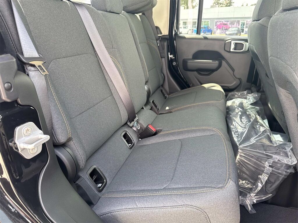 2025 Jeep Gladiator Nighthawk Quincy MA