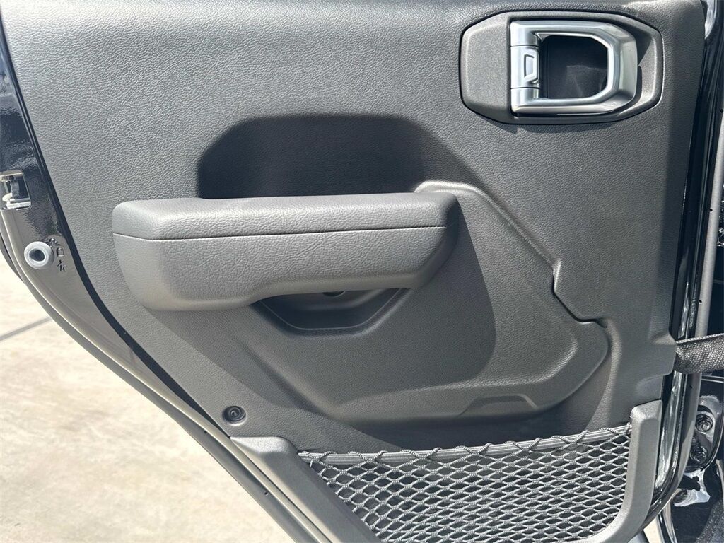 2025 Jeep Gladiator Nighthawk Quincy MA