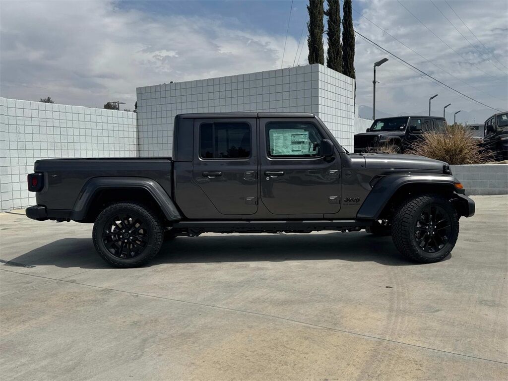 2025 Jeep Gladiator Nighthawk Quincy MA