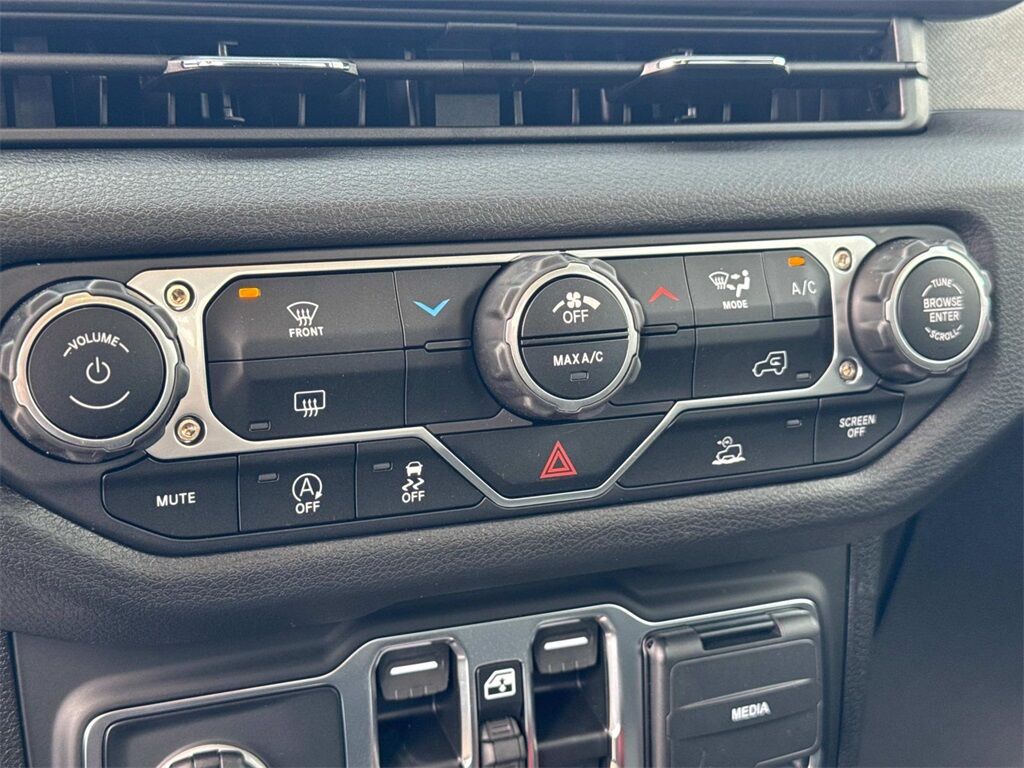 2025 Jeep Gladiator Nighthawk Quincy MA