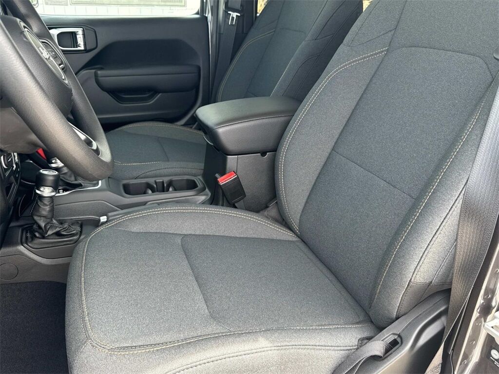 2025 Jeep Gladiator Nighthawk Quincy MA