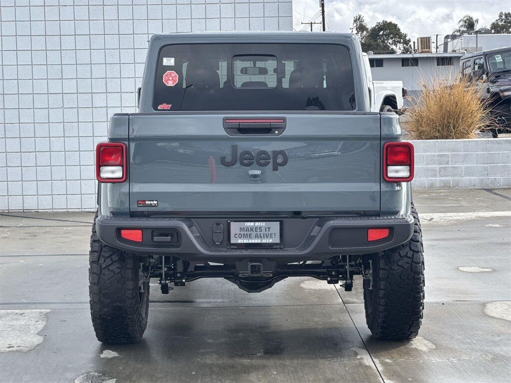 2025 Jeep Gladiator Nighthawk Quincy MA