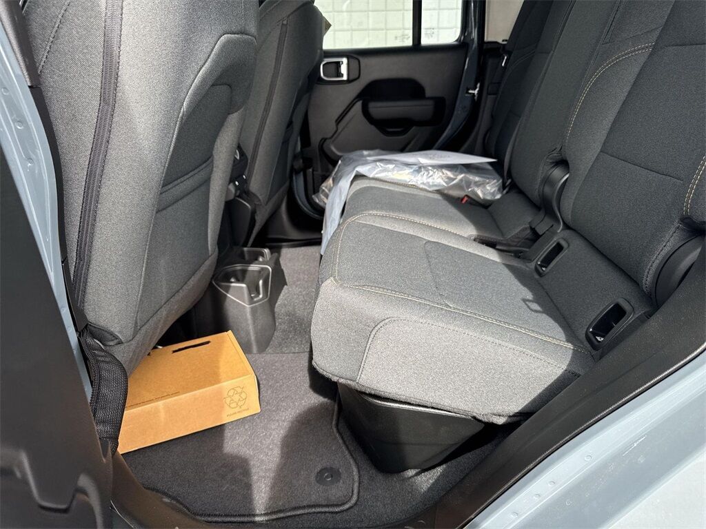 2025 Jeep Gladiator Nighthawk Quincy MA