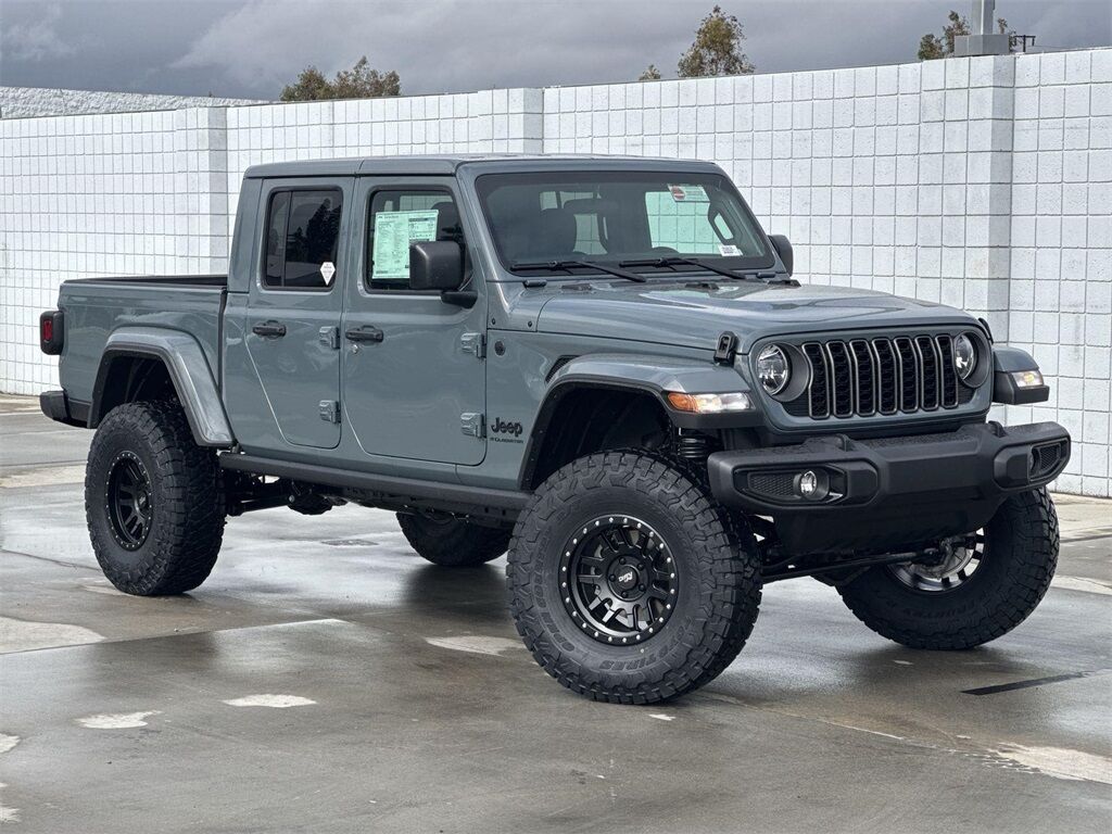 2025 Jeep Gladiator Nighthawk Quincy MA
