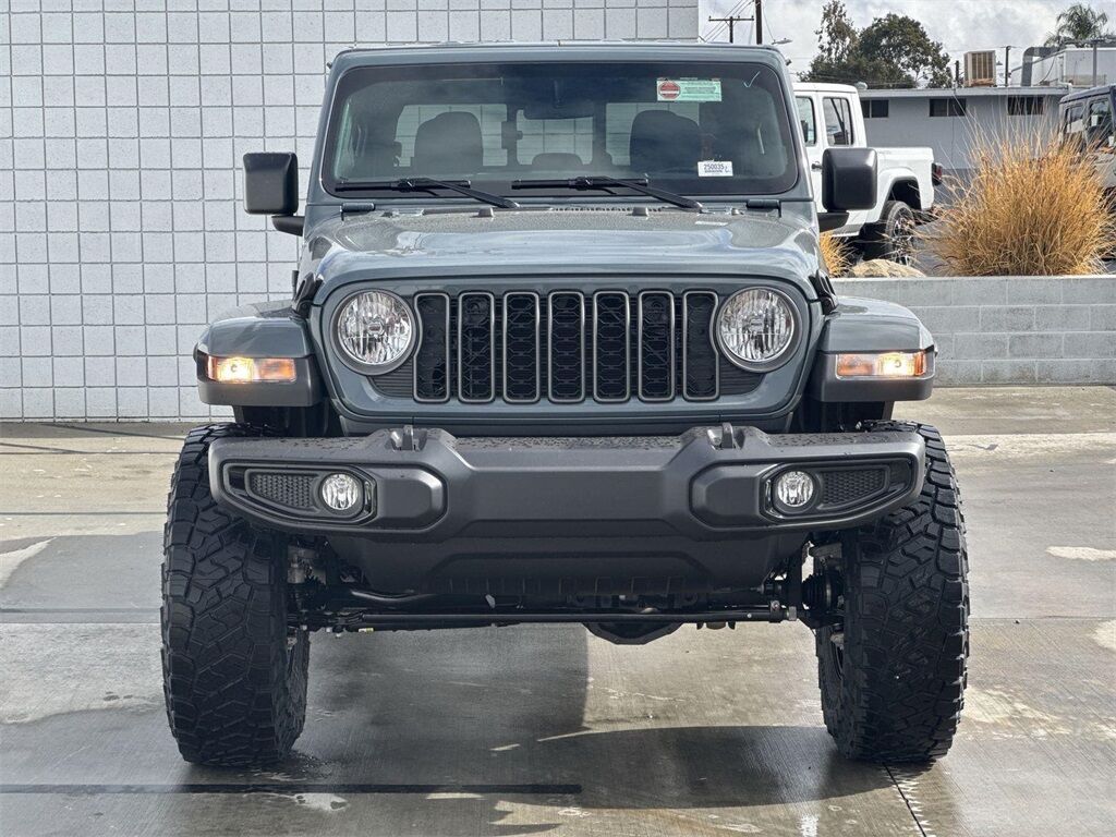 2025 Jeep Gladiator Nighthawk Quincy MA