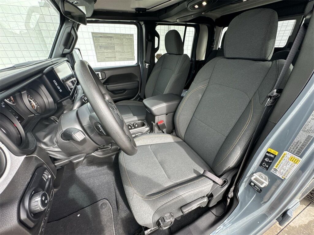 2025 Jeep Gladiator Nighthawk Quincy MA