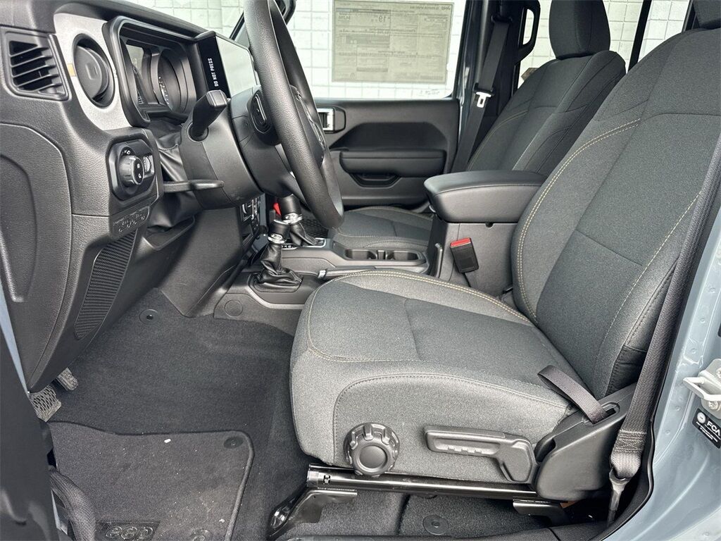 2025 Jeep Gladiator Nighthawk Quincy MA