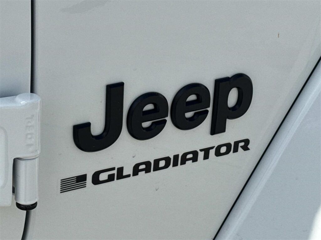 2025 Jeep Gladiator Nighthawk Quincy MA