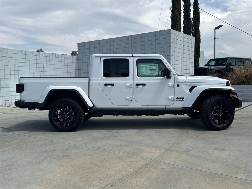2025 Jeep Gladiator Nighthawk Quincy MA