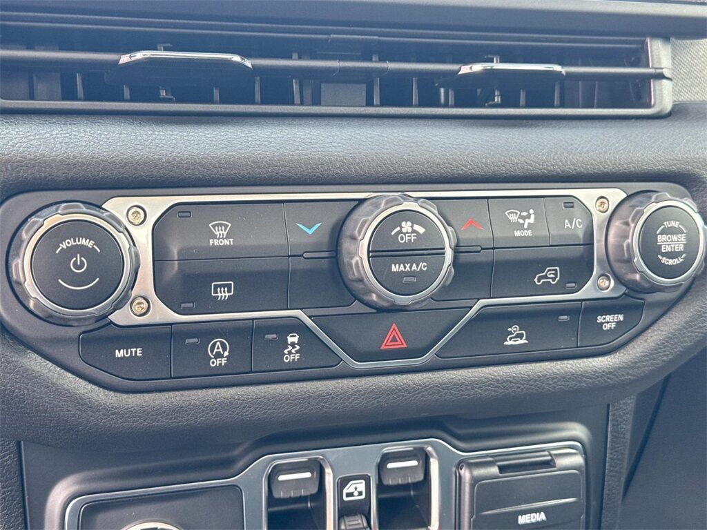 2025 Jeep Gladiator Nighthawk Quincy MA