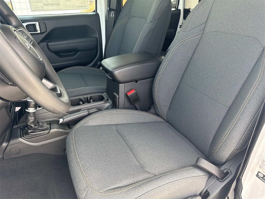 2025 Jeep Gladiator Nighthawk Quincy MA