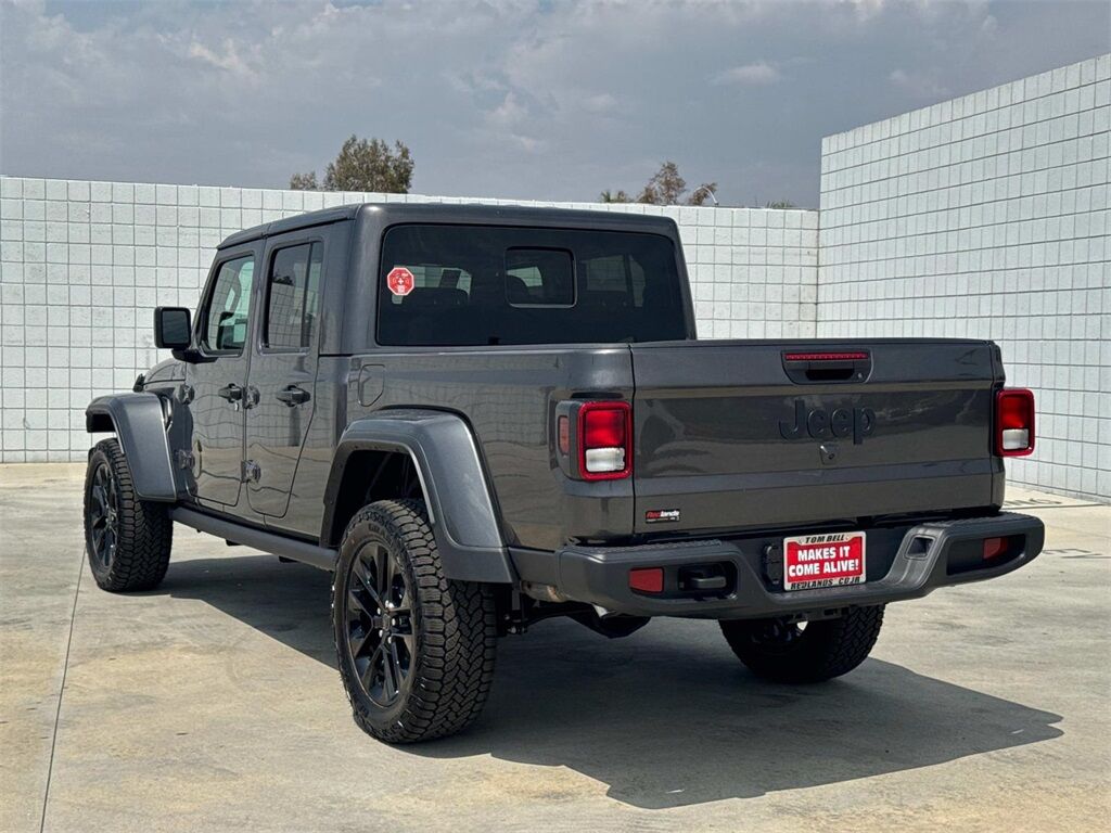 2025 Jeep Gladiator Nighthawk Quincy MA