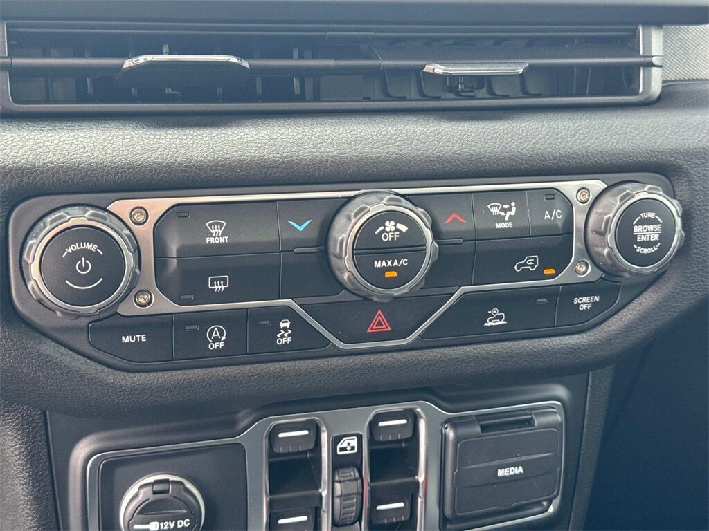 2025 Jeep Gladiator Nighthawk Quincy MA