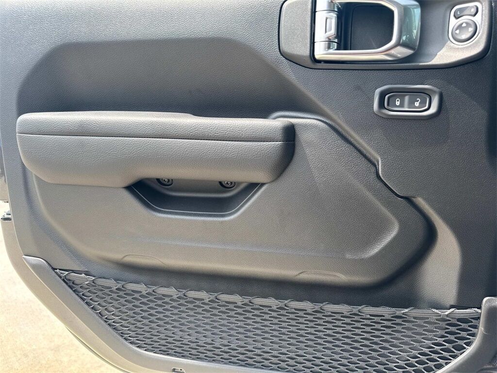 2025 Jeep Gladiator Nighthawk Quincy MA