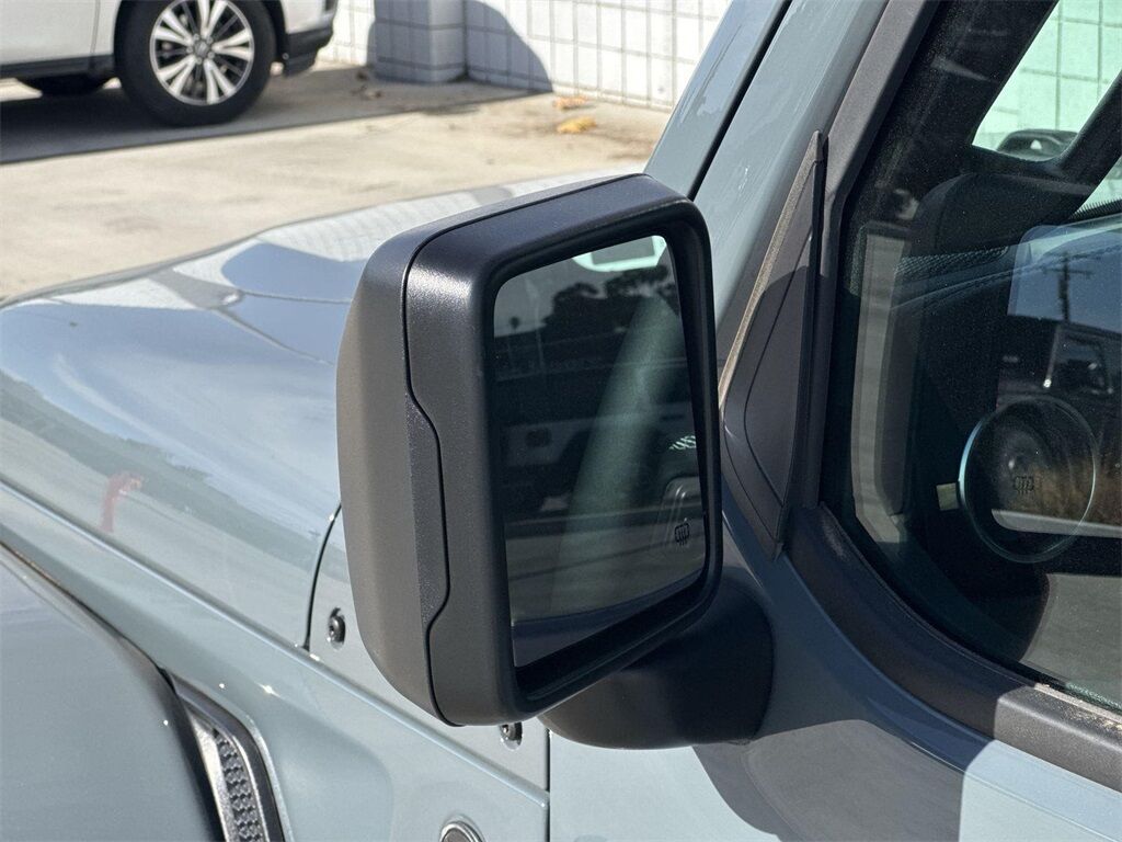 2025 Jeep Gladiator Sport Quincy MA