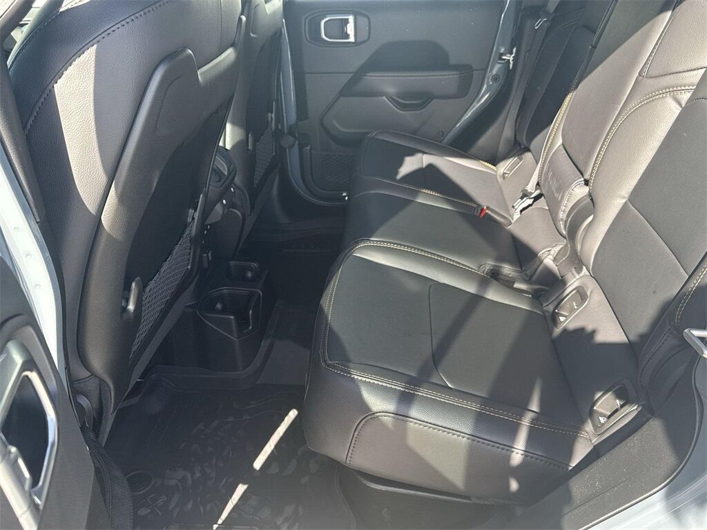 2025 Jeep Gladiator Sport Quincy MA