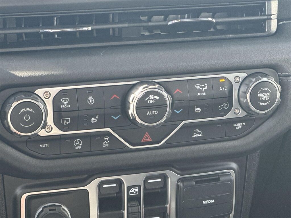 2025 Jeep Gladiator Sport Quincy MA