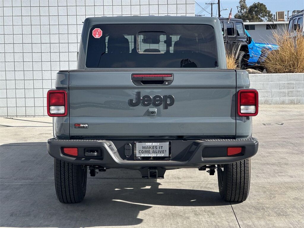 2025 Jeep Gladiator Sport Quincy MA