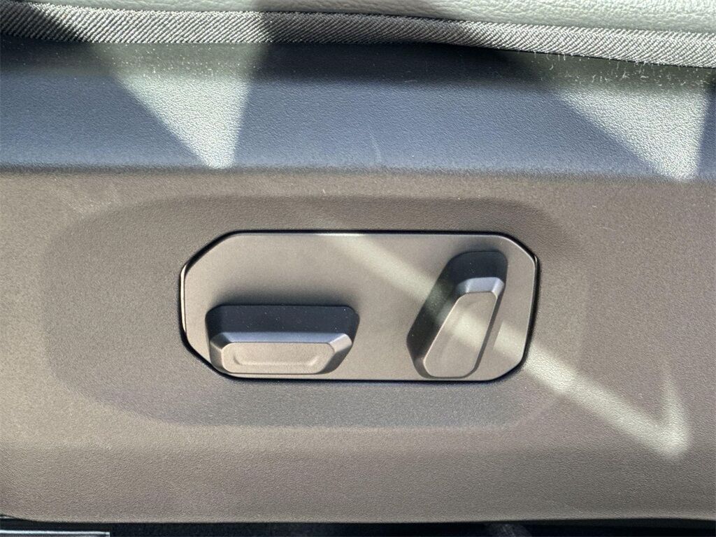 2025 Jeep Gladiator Sport Quincy MA