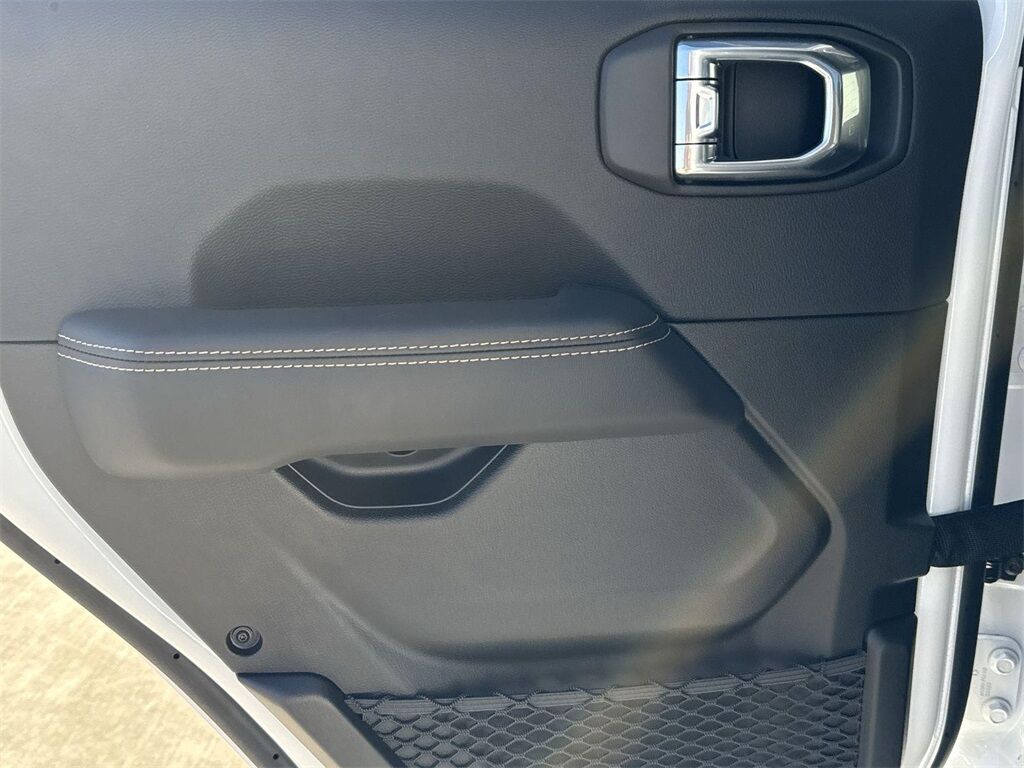 2025 Jeep Gladiator Sport Quincy MA