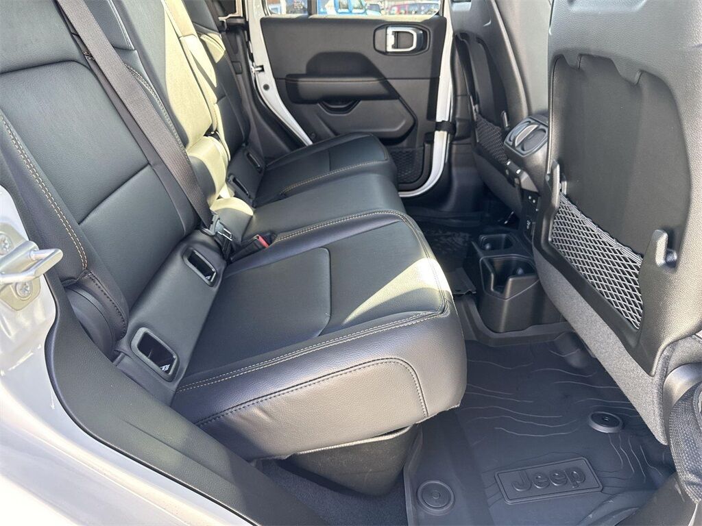 2025 Jeep Gladiator Sport Quincy MA