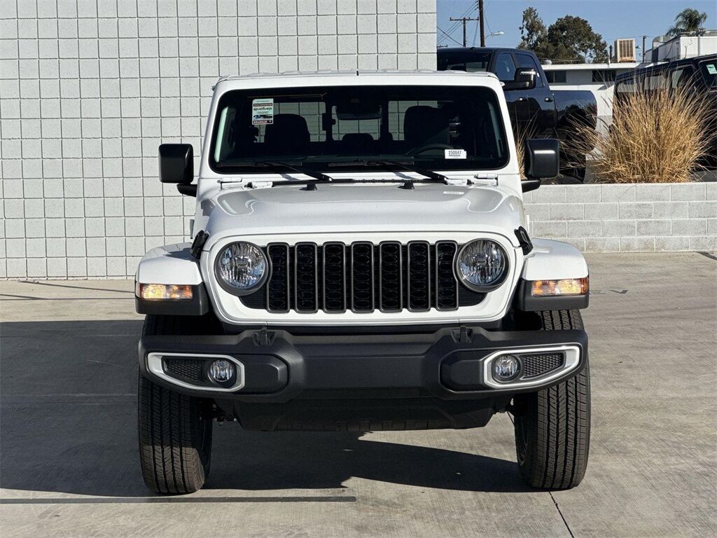 2025 Jeep Gladiator Sport Quincy MA