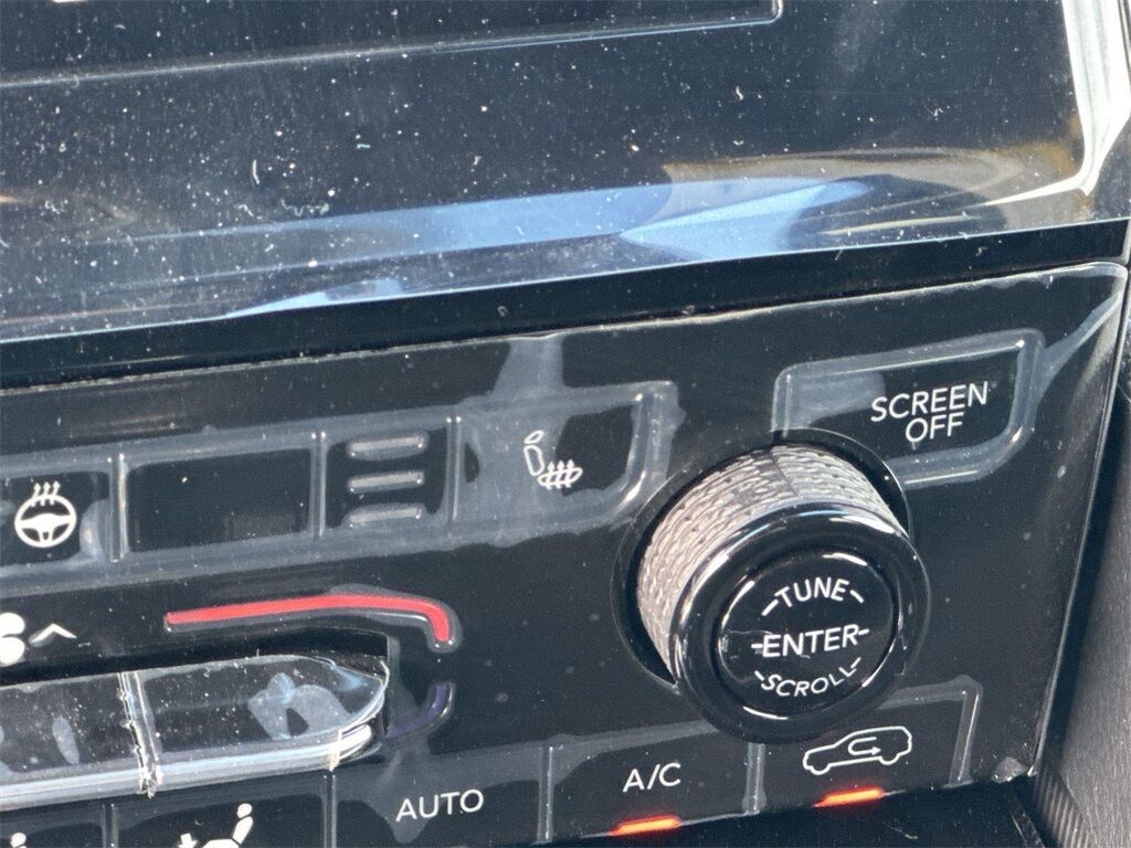 2025 Jeep Grand Cherokee Altitude Quincy MA