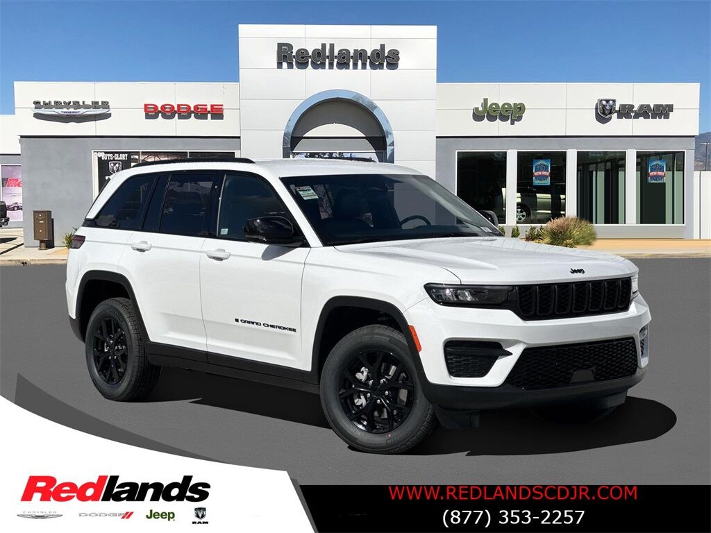 2025 Jeep Grand Cherokee Altitude Quincy MA