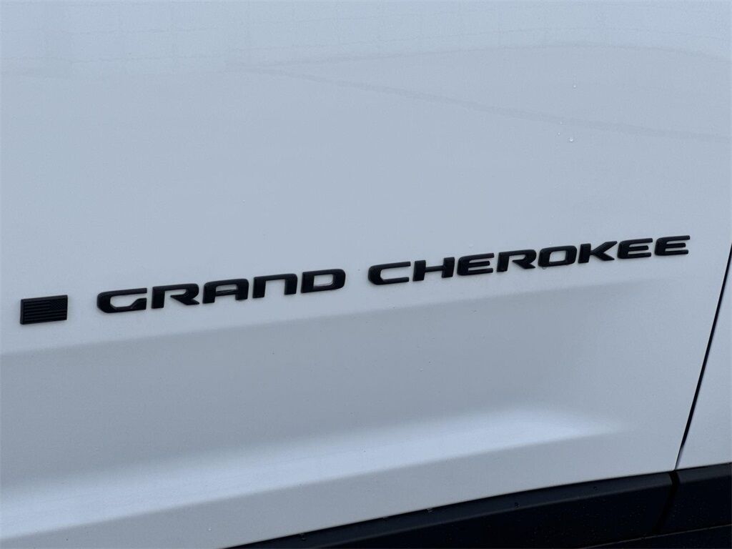 2025 Jeep Grand Cherokee Altitude Quincy MA